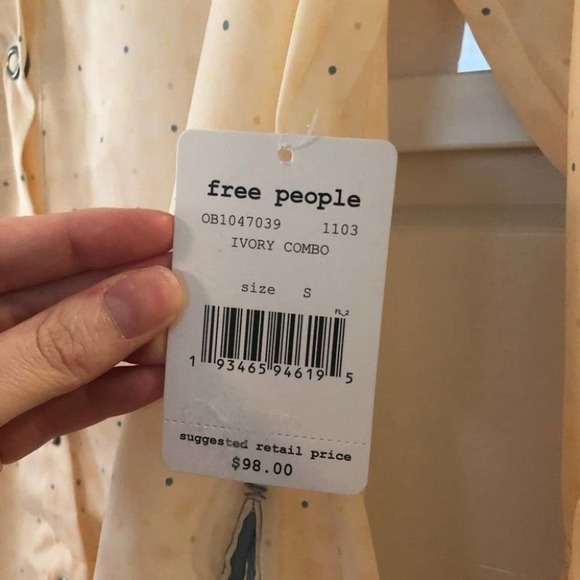 FREE PEOPLE All Smile Button Down Ivory Blouse We The Free Size Small NEW - Picture 3 of 12